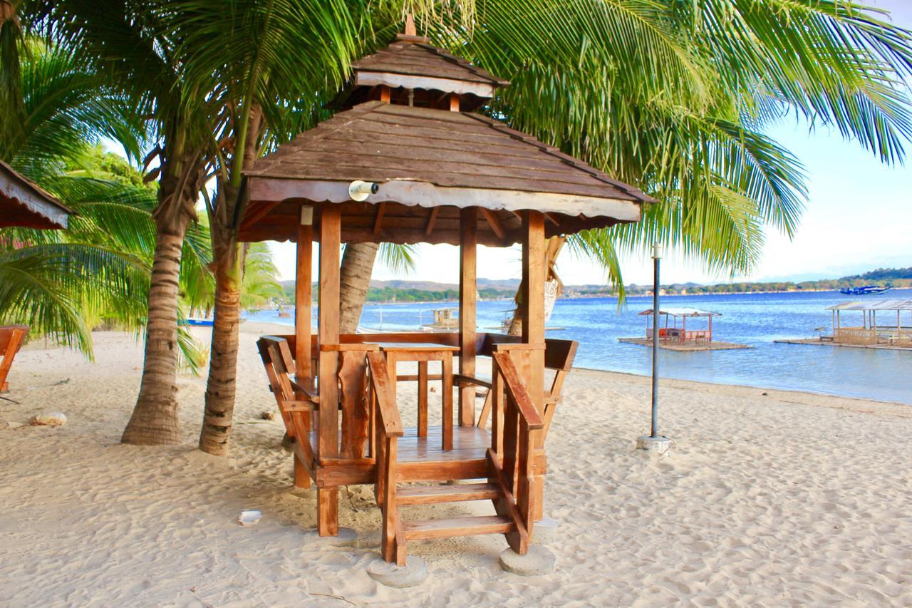 Bella Beach Resort Batangas Lian Exteriör bild