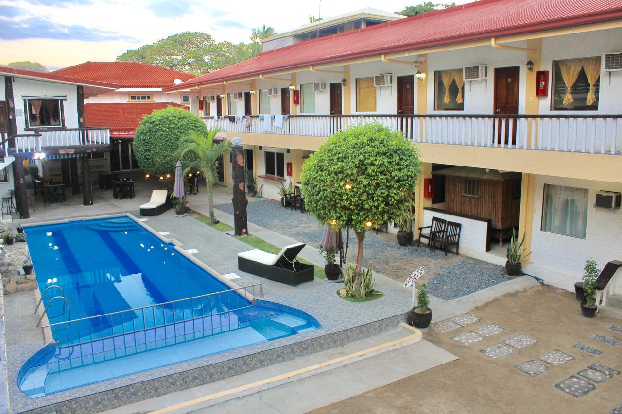 Bella Beach Resort Batangas Lian Exteriör bild